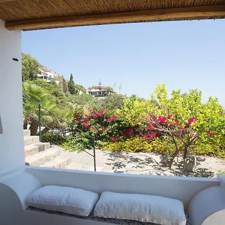 Charming House In With Sea View Tatil Evi *